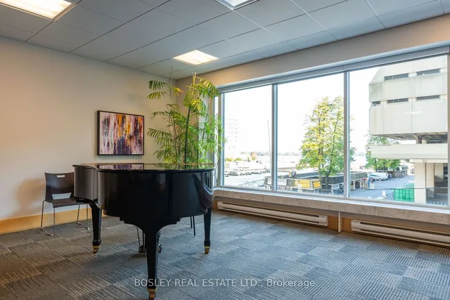 Additional image 36 of 10 Queens Quay Unit 2006