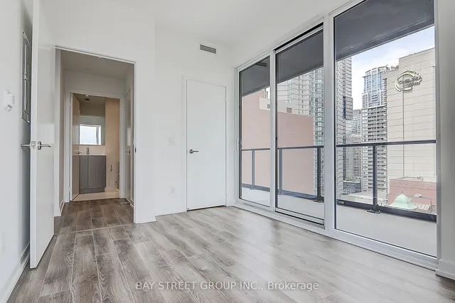 Additional image 15 of 20 Edward St Unit 1002