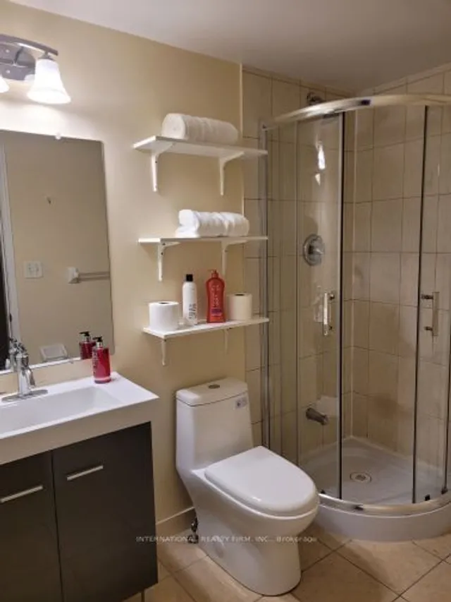 Additional image 20 of 23 Hackett Ave