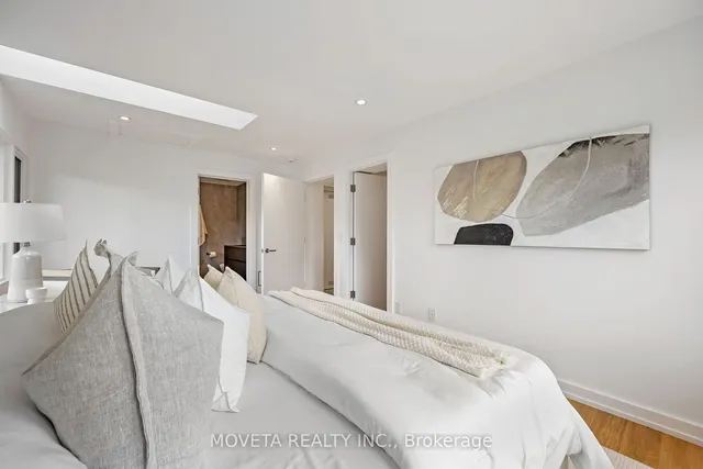 Additional image 16 of 2 Addison Cres