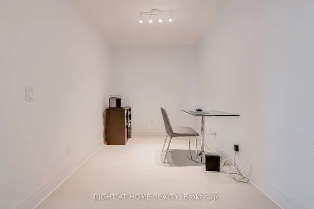 Additional image 9 of 5 Northtown Way Unit 702