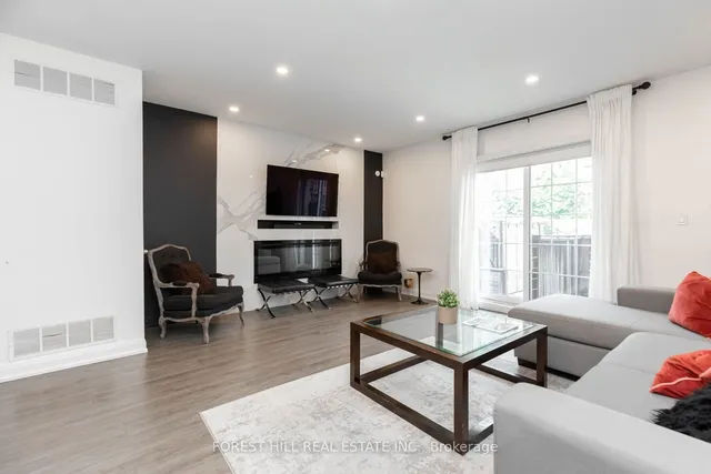 Additional image 5 of 300 Seaton St