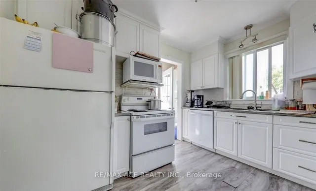 Additional image 6 of 98 Marble Arch Cres