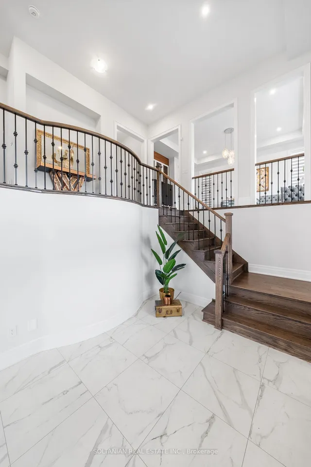 Additional image 4 of 168 Cummer Ave