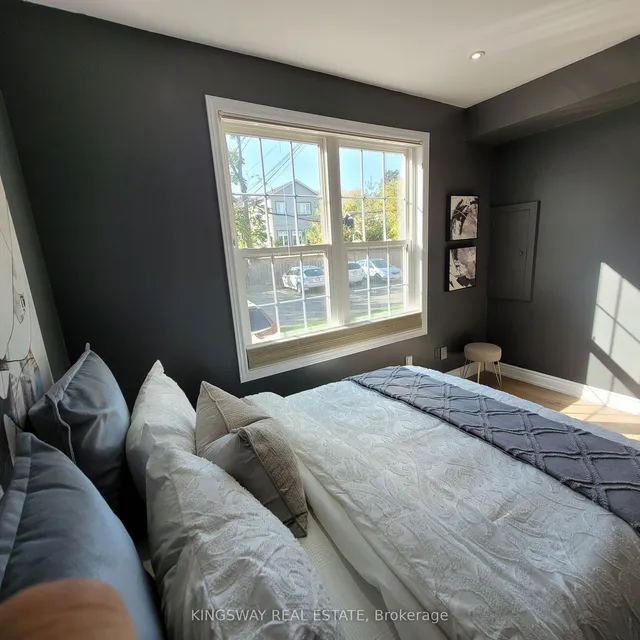 Additional image 28 of 74B Coxwell Ave