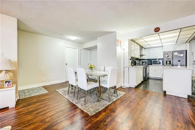 Additional image 22 of 8 Silver Bell Grove Unit 709