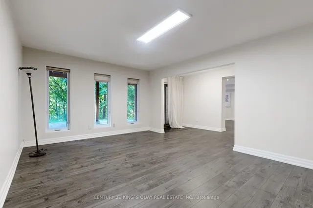 Additional image 31 of 22 Coreydale Crt