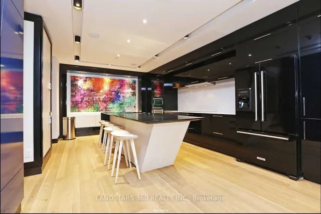 Additional image 16 of 30 Roehampton Ave Unit 1710