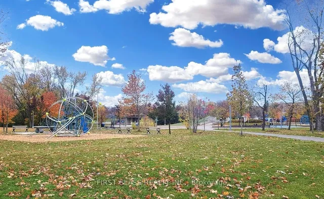 Additional image 27 of 101B Finch Ave