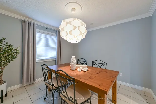 Additional image 13 of 25 Parkchester Rd