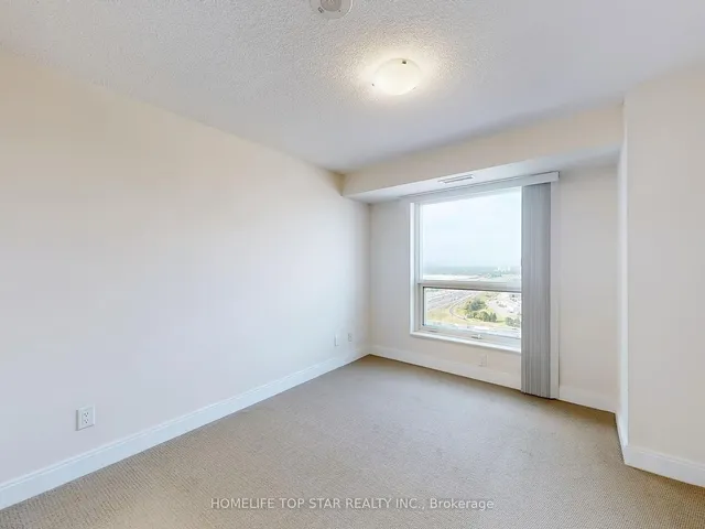 Additional image 14 of 135 Village Green Sq Unit 2821