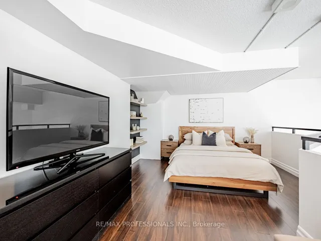 Additional image 17 of 300 Manitoba St Unit 427