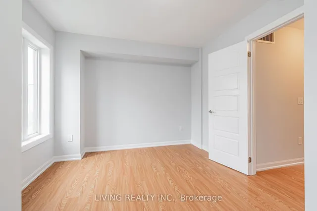 Additional image 16 of 21 Caroline Carpenter Grve