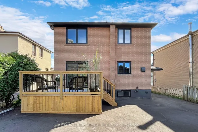 Additional image 28 of 24 Cartwright Ave