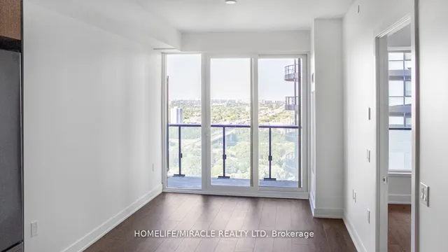 Additional image 29 of 575 Bloor St Unit 2905