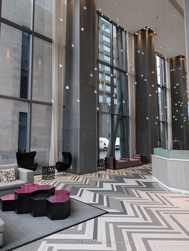 Additional image 6 of 1080 Bay St Unit 907