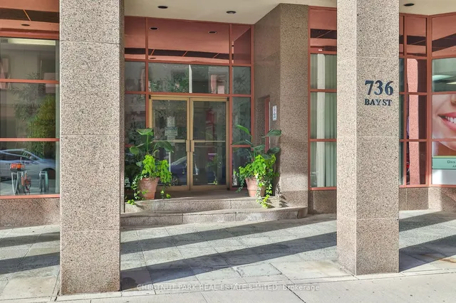 Additional image 20 of 736 Bay St Unit 305