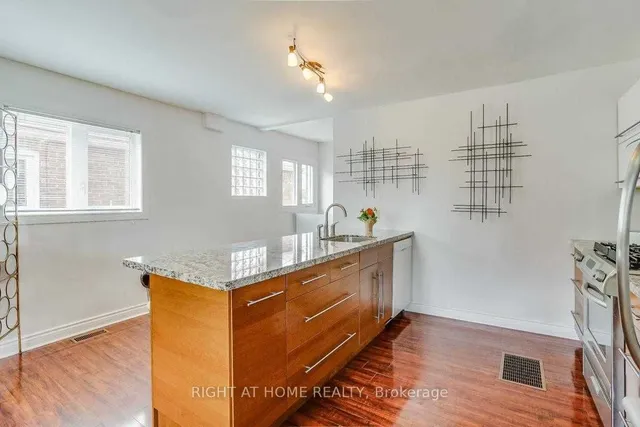 Additional image 8 of 134 Locksley Ave