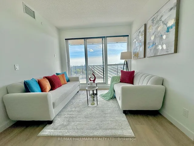 Additional image 23 of 25 Mcmahon Dr Unit 1902