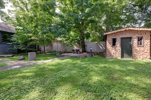 Additional image 38 of 300 Hendon Ave