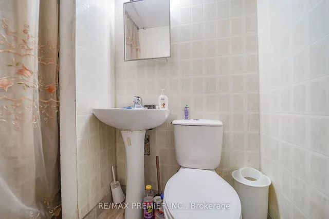 Additional image 31 of 2901 Jane St Unit 89