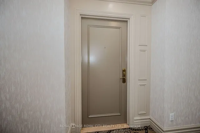 Additional image 6 of 1 Lomond Dr Unit 705