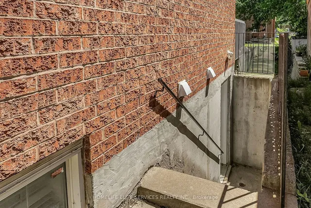 Additional image 27 of 3 Lenthall Ave