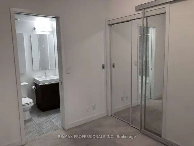 Additional image 9 of 14 York St Unit 412