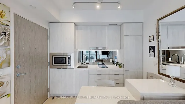 Additional image 15 of 215 Queen St Unit 1016