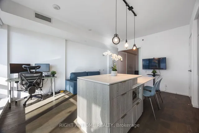 Additional image 9 of 5 St. Joseph St Unit 3403