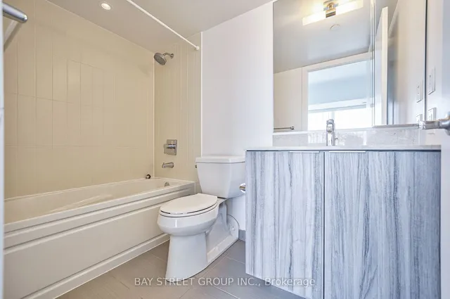 Additional image 10 of 955 Bay St Unit 2507