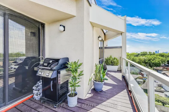 Additional image 22 of 1 St Johns Rd Unit 504