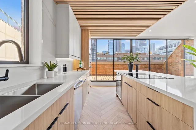 Additional image 14 of 55A Avenue Rd Unit 602