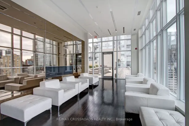 Additional image 26 of 126 Simcoe St Unit 506