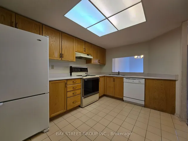 Additional image 5 of 300 Alton Towers Circ Unit 1609