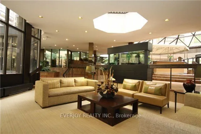 Additional image 6 of 211 St Patrick St Unit 1201