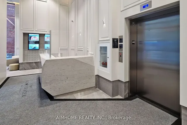 Additional image 6 of 1 Gloucester St Unit 1815