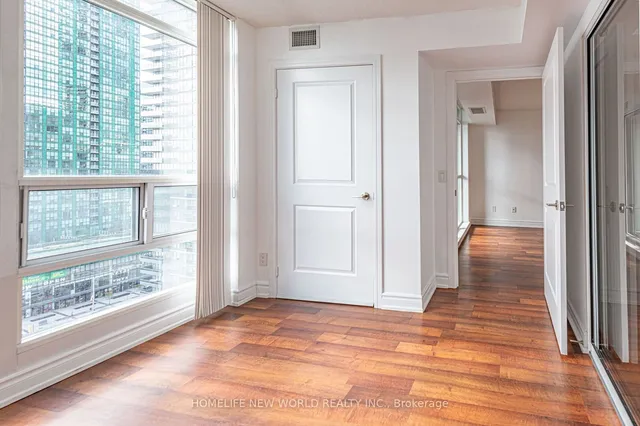 Additional image 16 of 31 Bales Ave Unit 2103