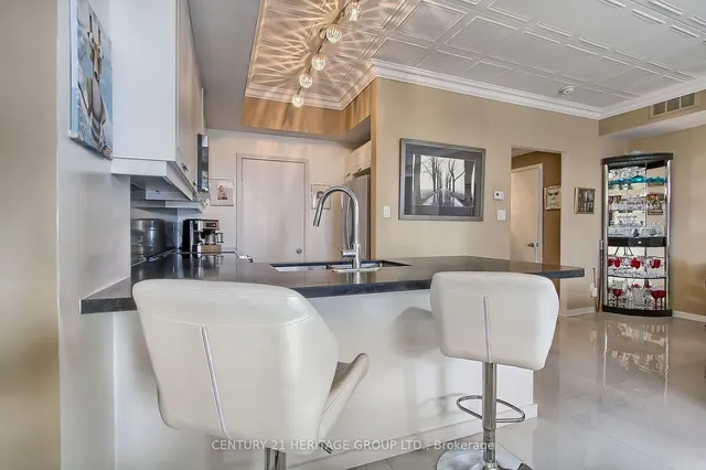 Additional image 6 of 550 Front St Unit PH6