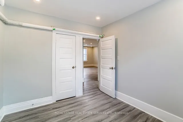 Additional image 22 of 31 Tyndall Ave