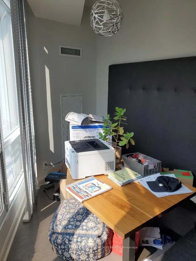 Additional image 9 of 825 Church St Unit 820