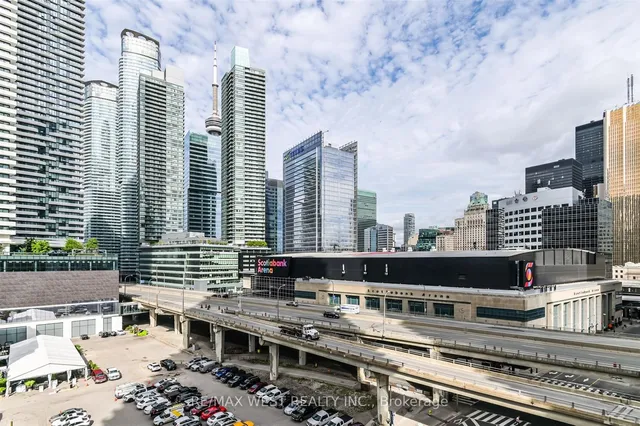 Additional image 24 of 33 Bay St Unit 903