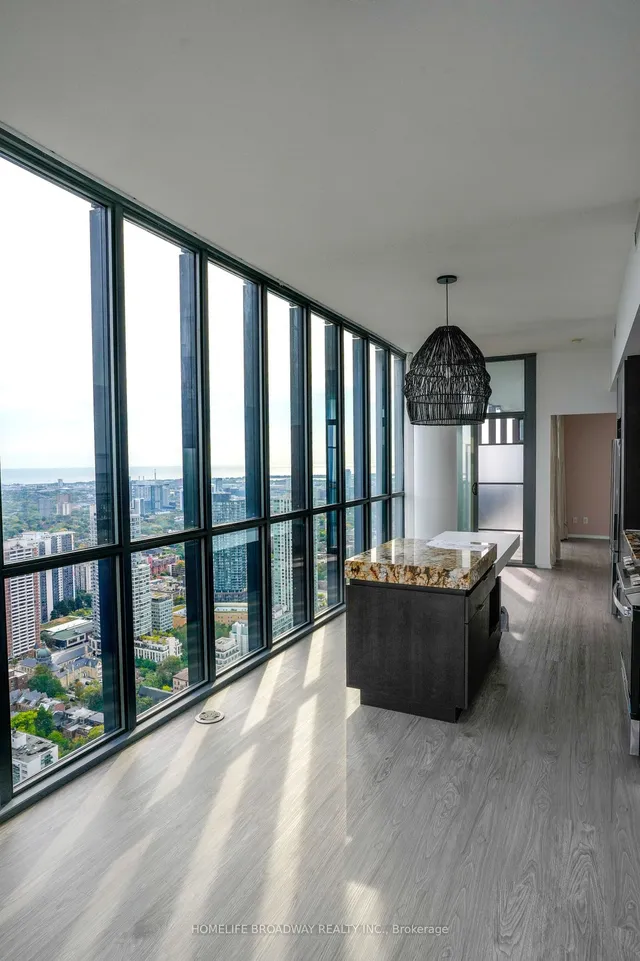 Additional image 30 of 101 Charles St Unit 4810