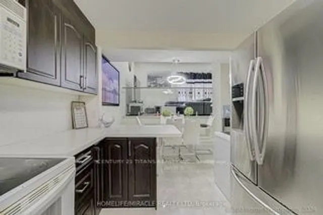 Additional image 12 of 382 Driftwood Ave Unit 8