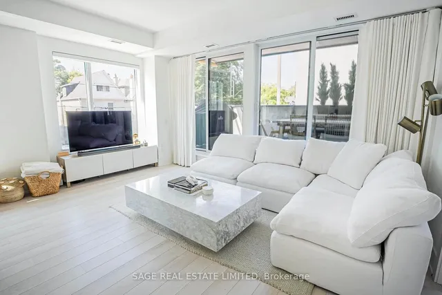 Additional image 20 of 1888 Queen St Unit 206