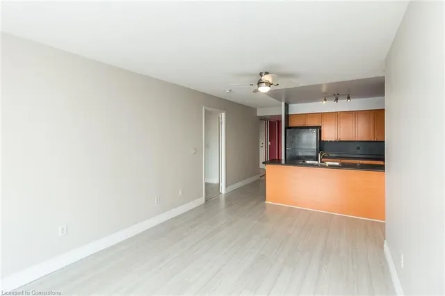 Additional image 9 of 330 Adelaide St Unit 810
