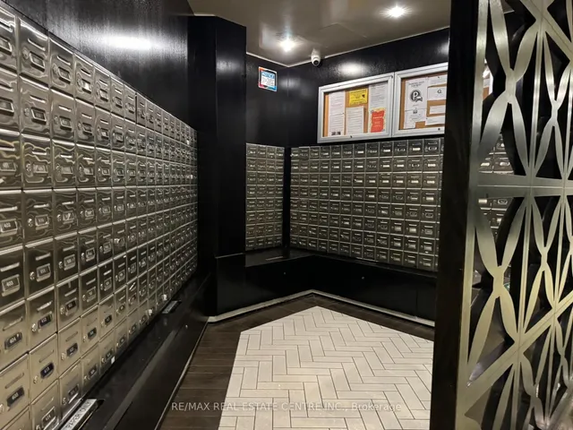 Additional image 30 of 20 Blue Jays Way Unit 1019