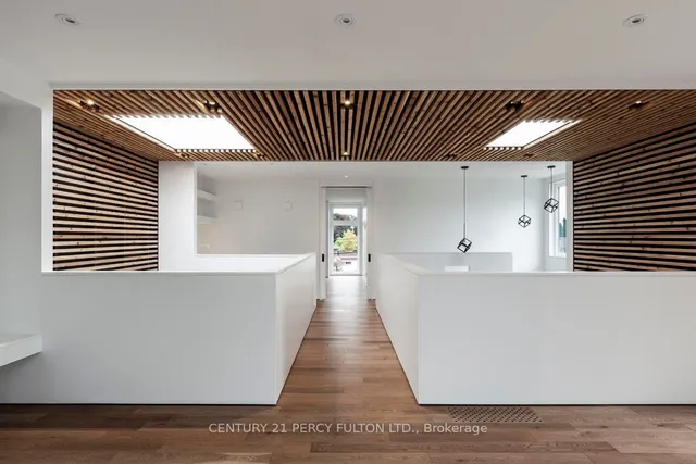 Additional image 10 of 33 Graylee Ave