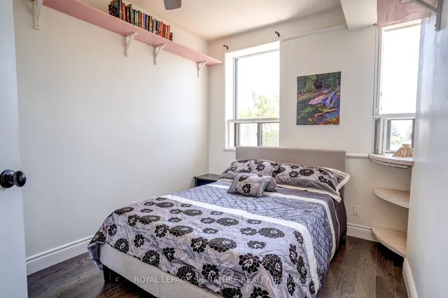 Additional image 17 of 2874 Keele St Unit 304