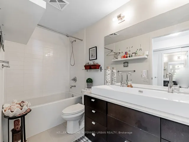 Additional image 8 of 105 The Queensway Unit 902